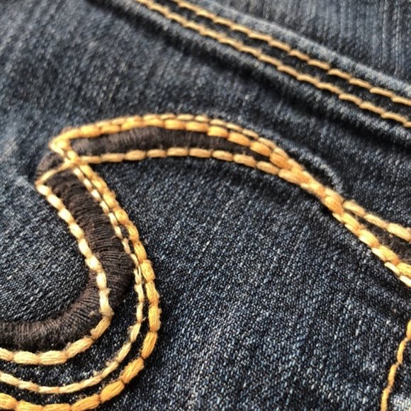 VINTAGE SILVER NOVEMBER JEGGING 25x30 CRYSTAL STUDS ๐ - Picture 13 of 14